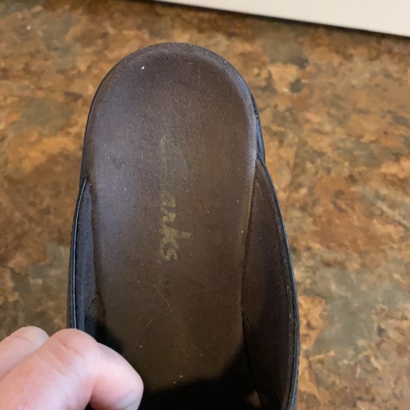 CLARKS clogs - Picture 6 of 10